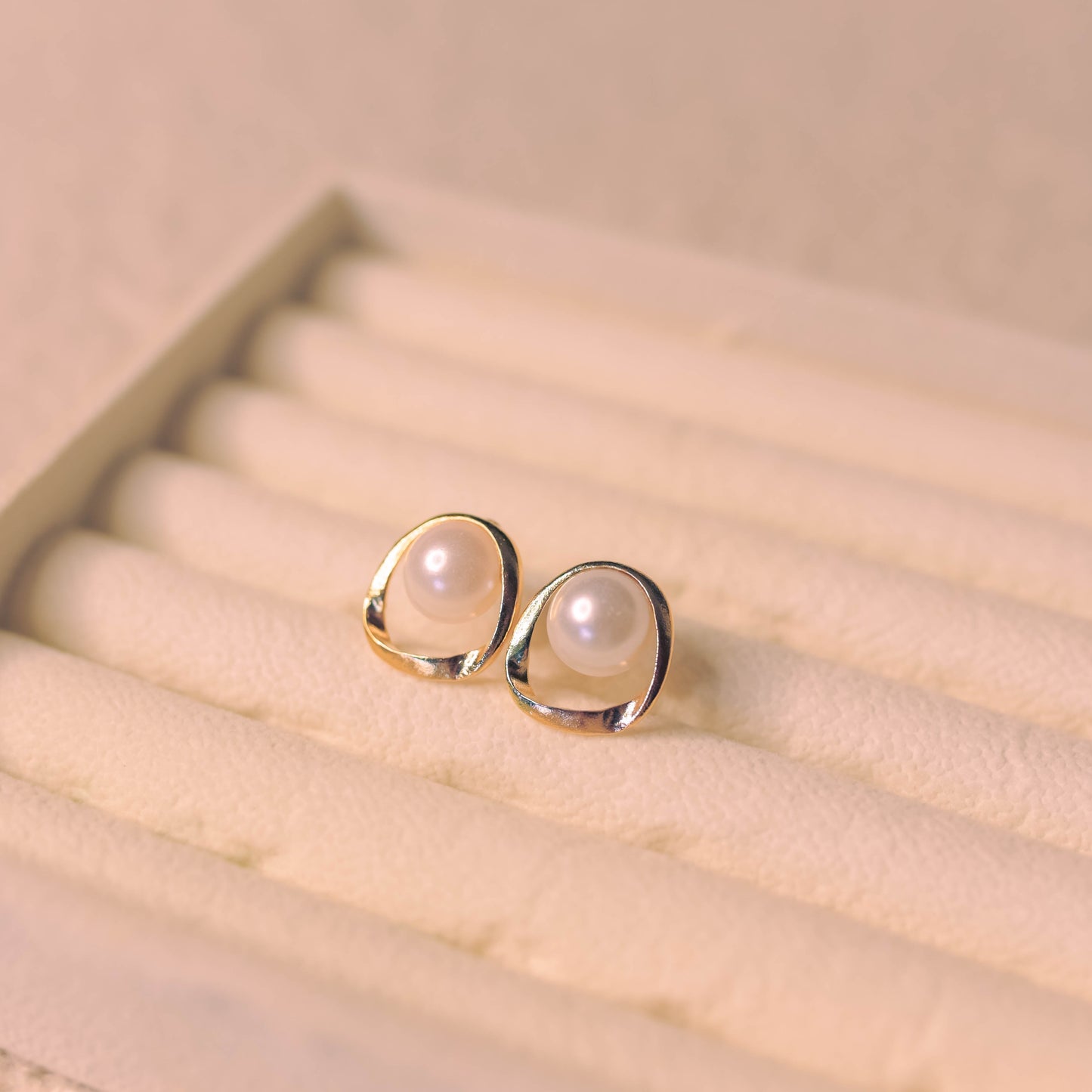 Pearl Gold