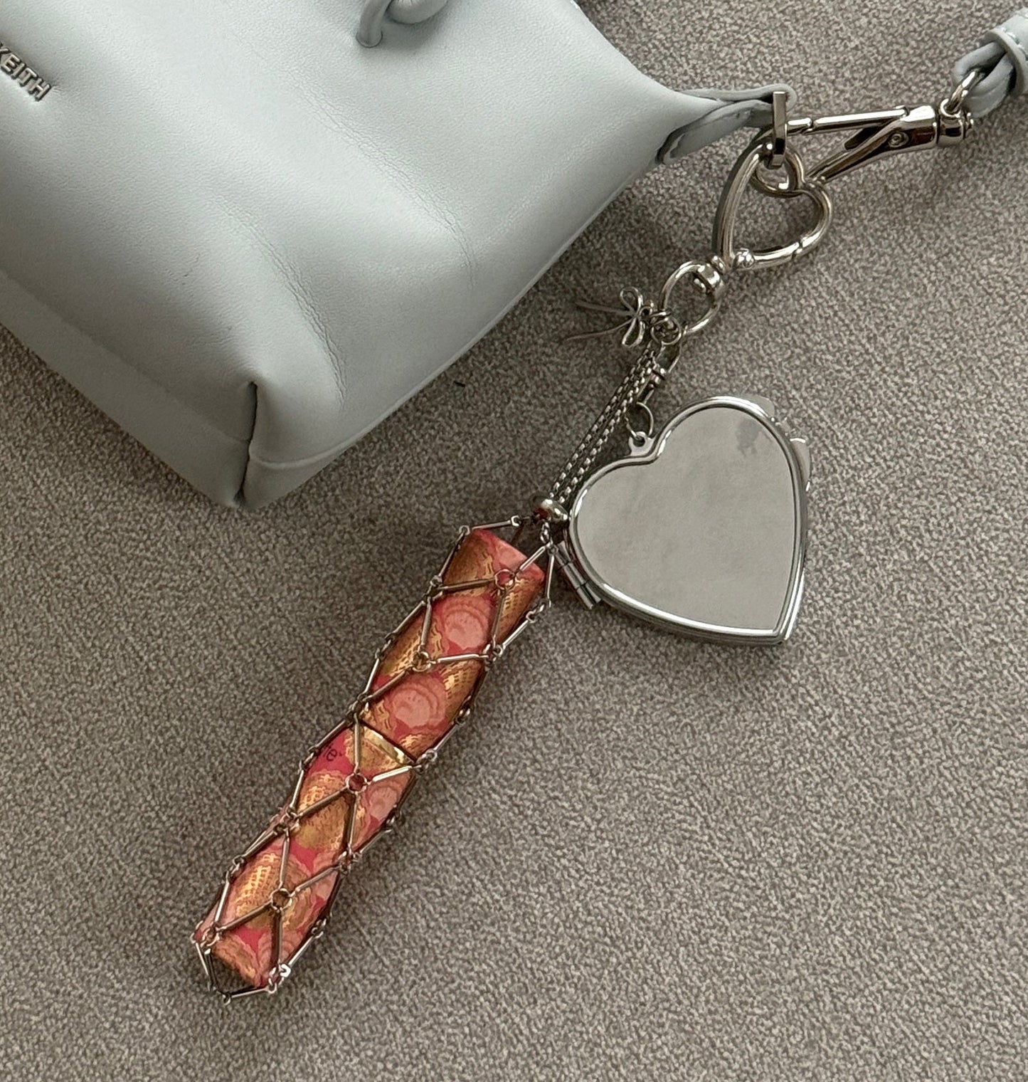 Lipgloss Chain Charm